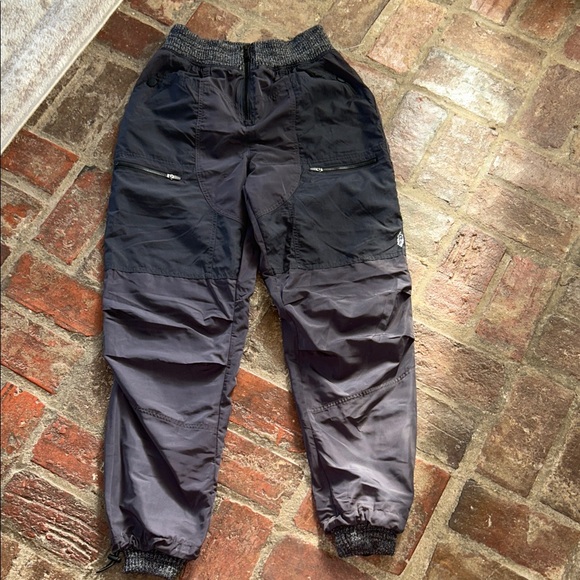 ⭐️NWOT Free People Movement Wherever I Roam Joggers⭐️ - Picture 3 of 10